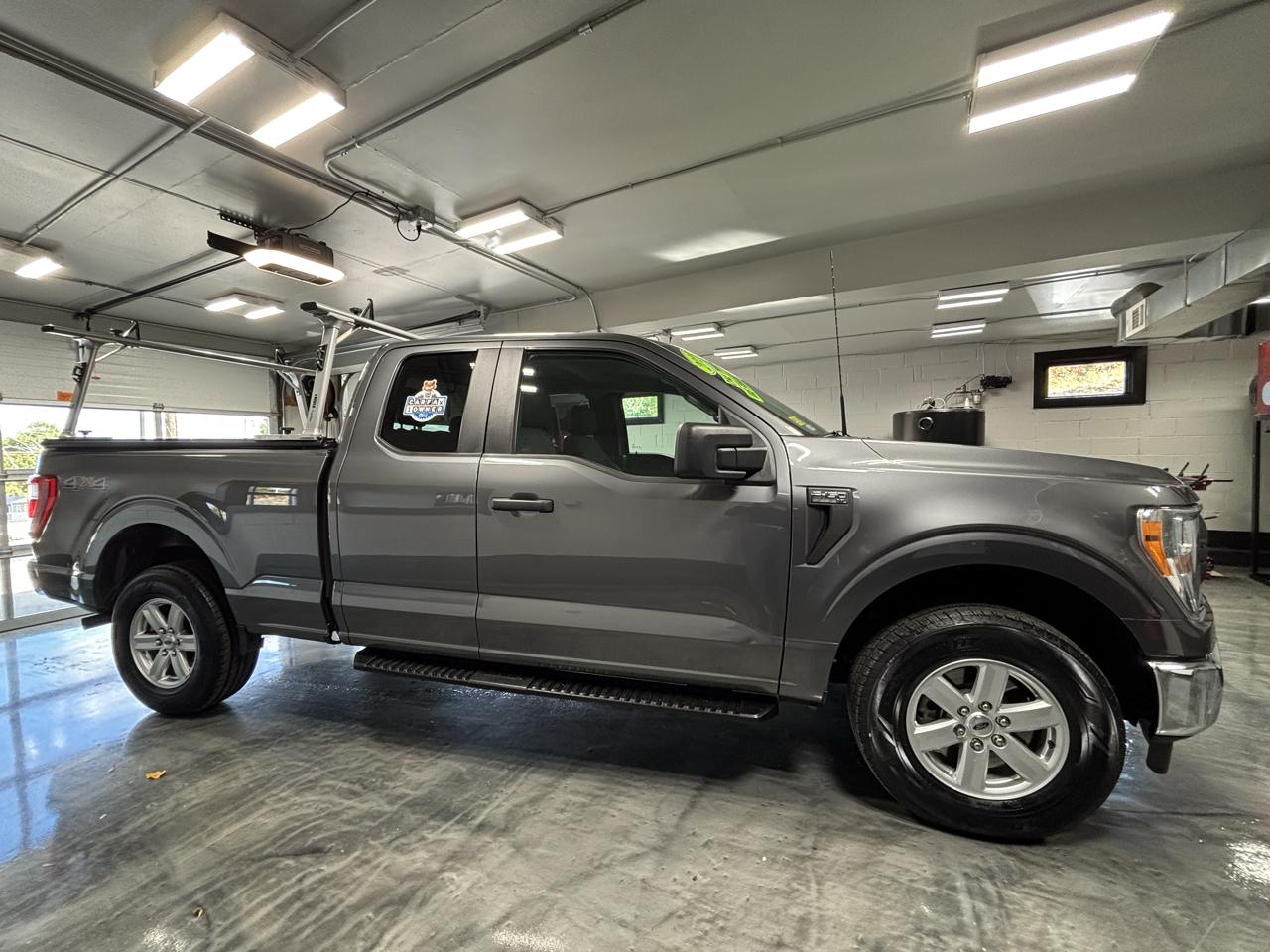 Ford F-150 XL SuperCab 4WD 2023