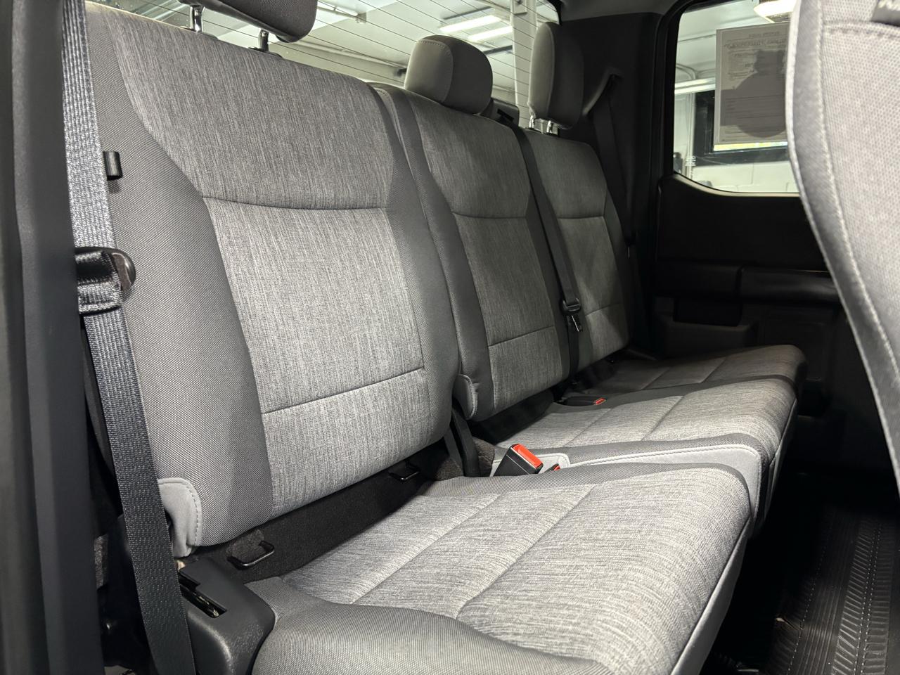 Ford F-150 XL SuperCab 4WD 2023