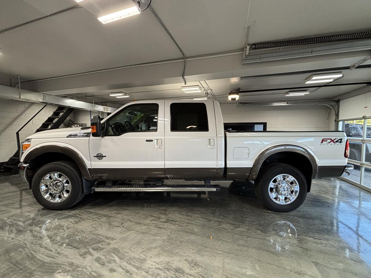 Ford Super Duty F-350 SRW  2015