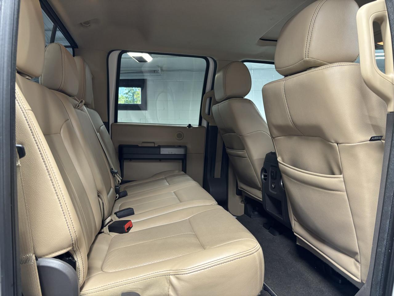 Ford Super Duty F-350 SRW  2015