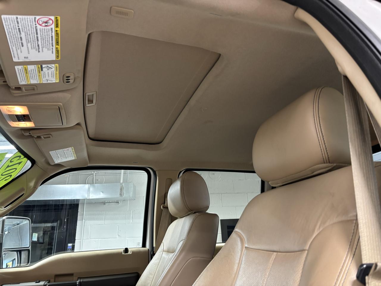 Ford Super Duty F-350 SRW  2015