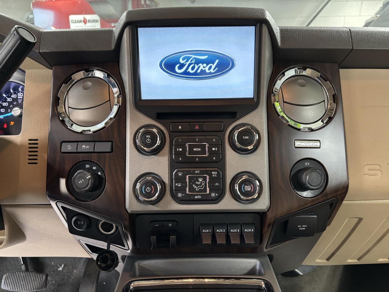 Ford Super Duty F-350 SRW  2015