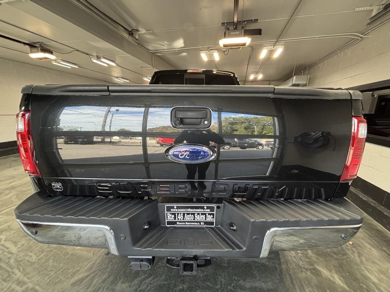 Ford Super Duty F-350 SRW 4WD Crew Cab 156" Lariat 2011