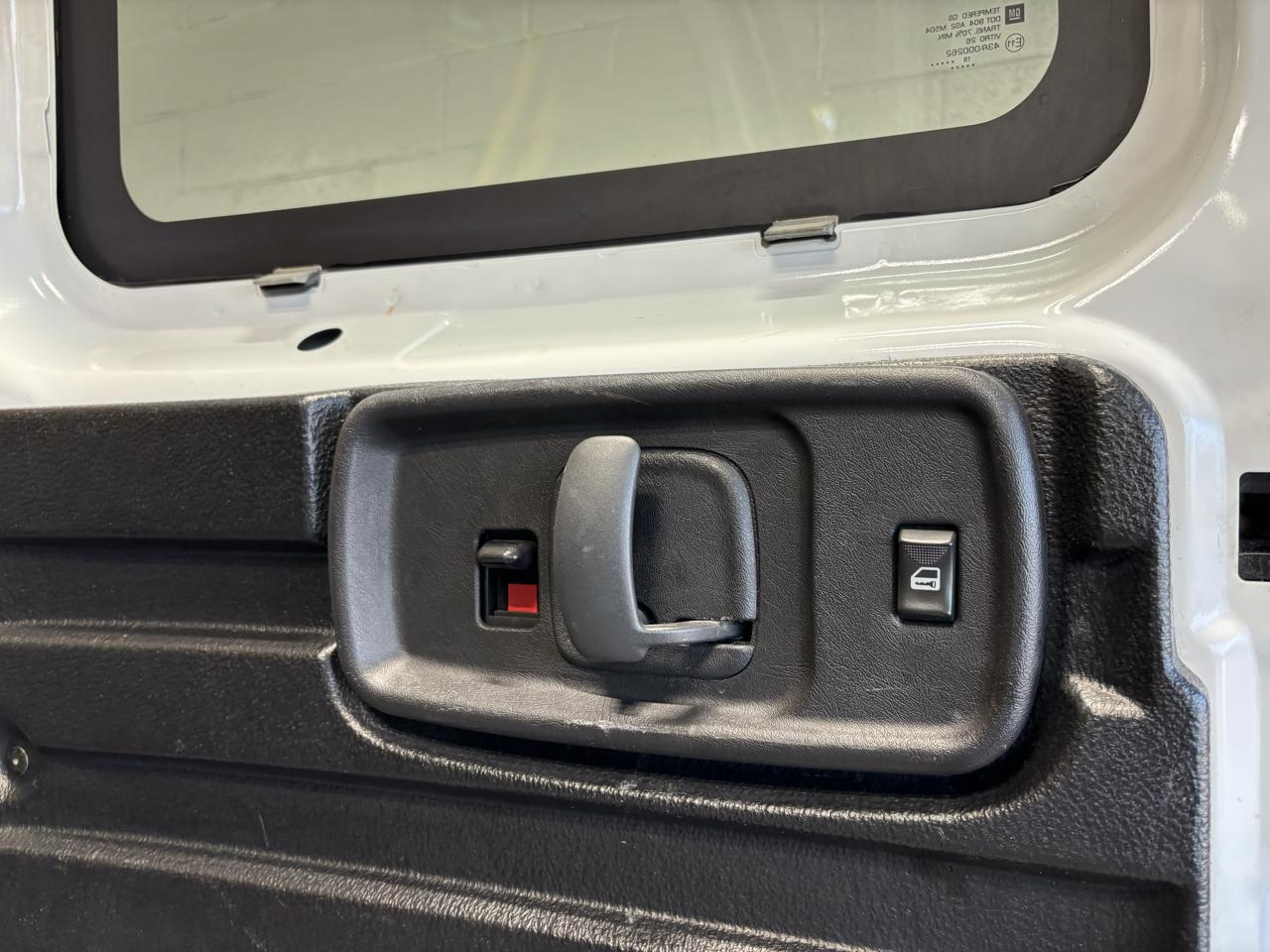 Chevrolet Express Cargo Van RWD 2500 135" 2020