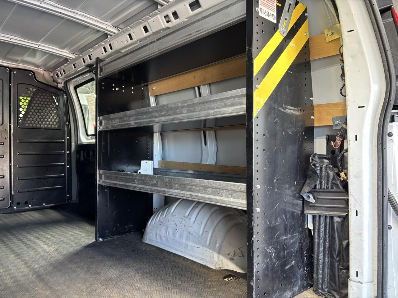 Chevrolet Express Cargo Van RWD 2500 135" 2020