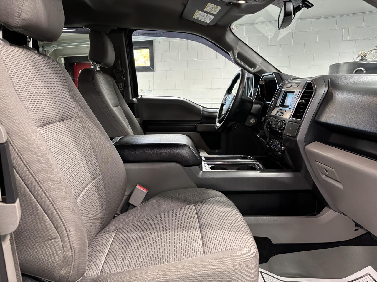 Ford F-150  2016