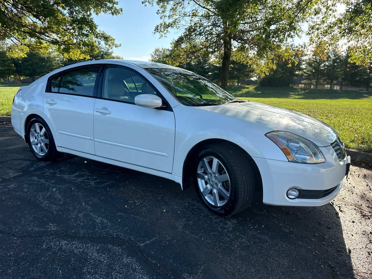 2004 Nissan Maxima SE