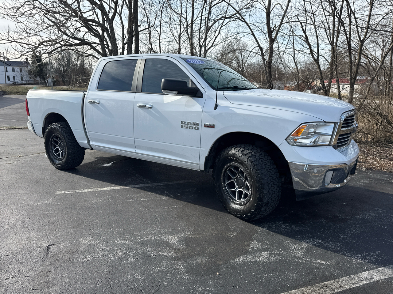2017 RAM 1500 4WD Crew Cab 140.5" Big Horn
