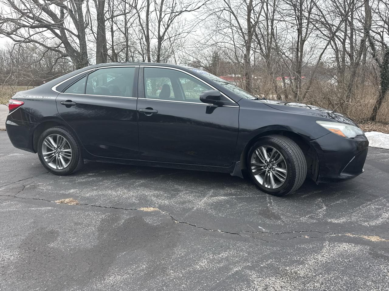 2016 Toyota Camry XLE