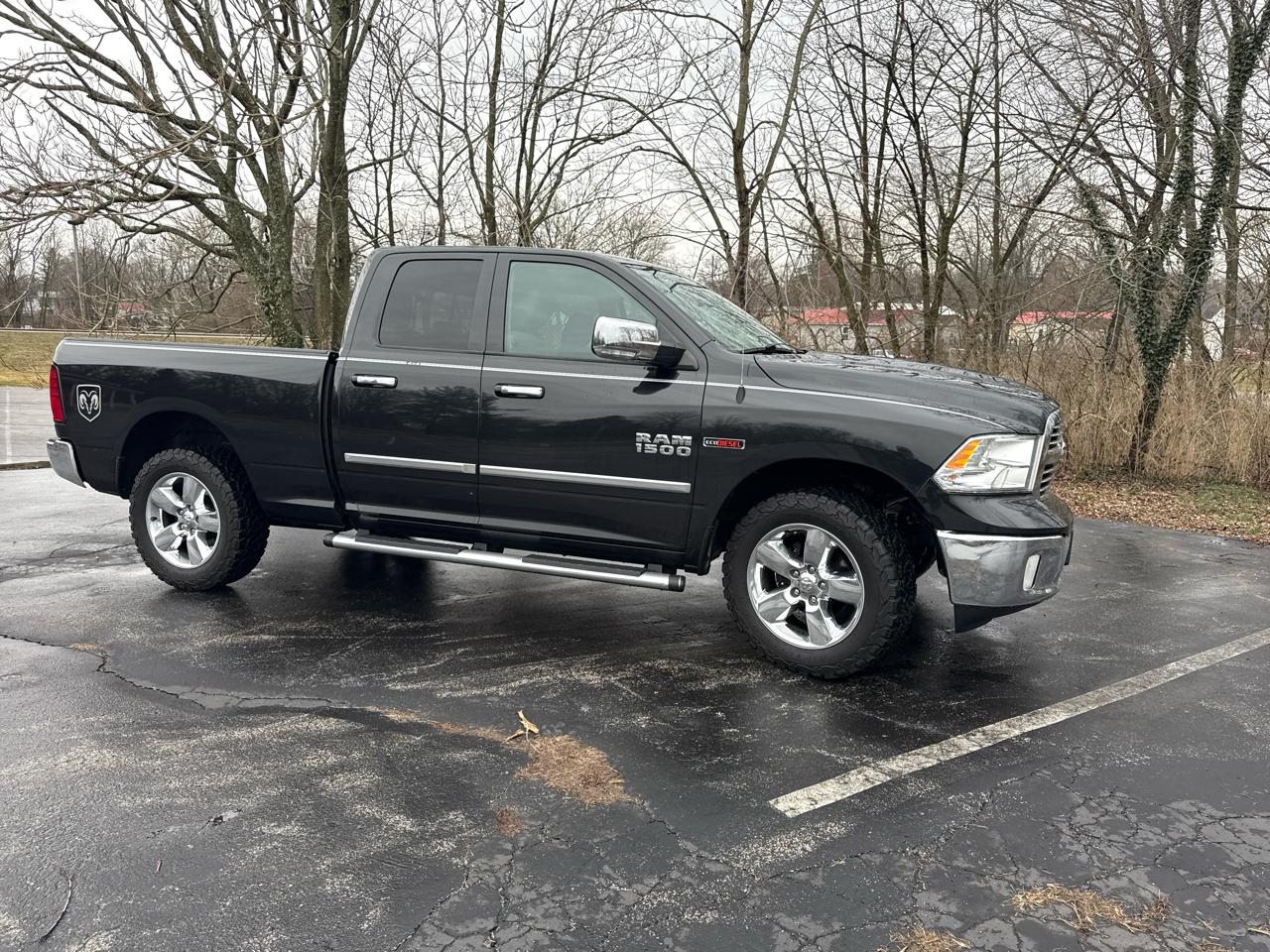 2016 RAM 1500 SLT Quad Cab 4WD