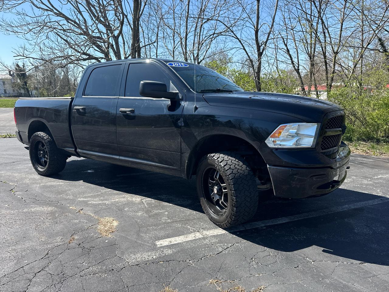 2015 RAM 1500 Tradesman Crew Cab LWB 4WD