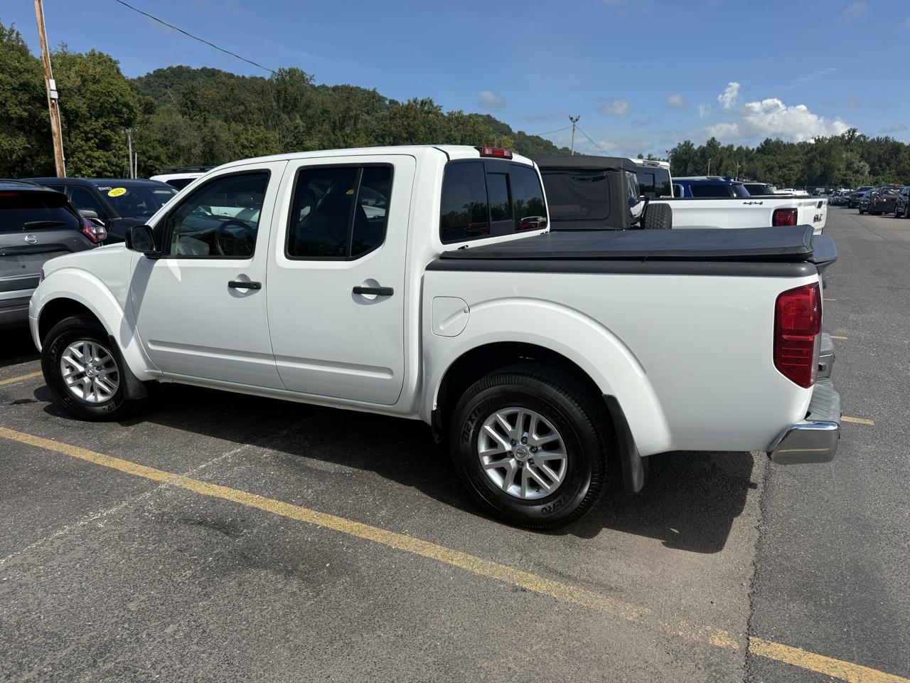 Avalanche White 2012 Nissan Frontier Pickup Truck Four-Wheel Drive 5-Speed Automatic