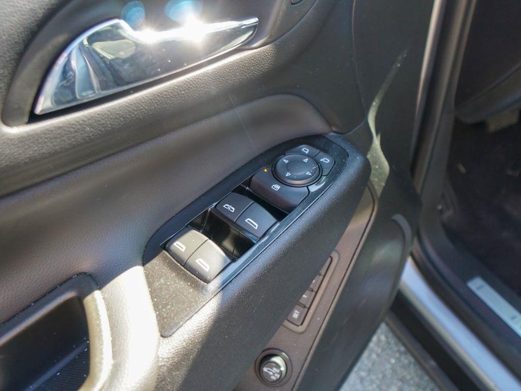 2023 Chevrolet Equinox Premier - Photo 17