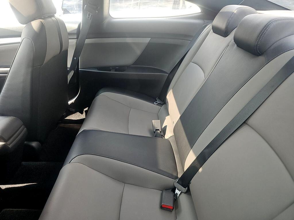 2017 Honda Civic Touring photo 15
