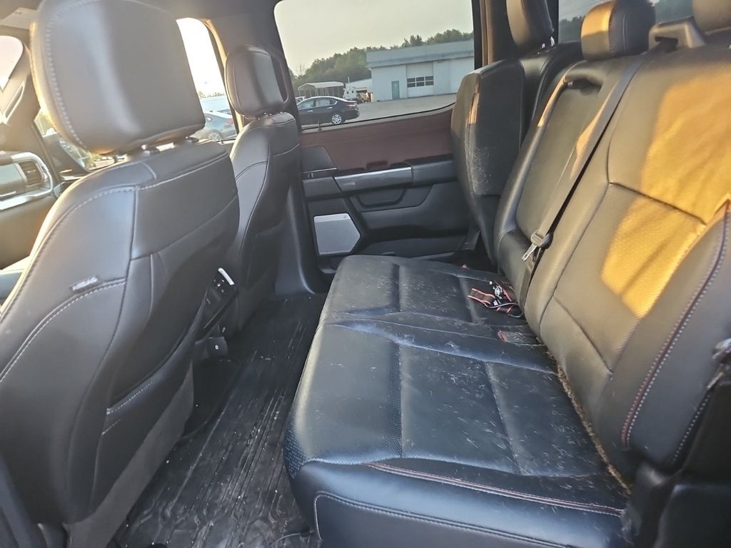 2021 Ford F-150 Lariat photo 17