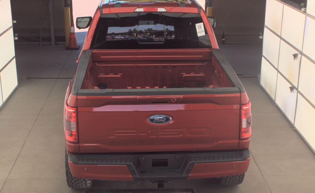 2023 Ford F-150 XLT photo 6