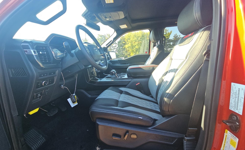 2023 Ford F-150 XLT photo 12