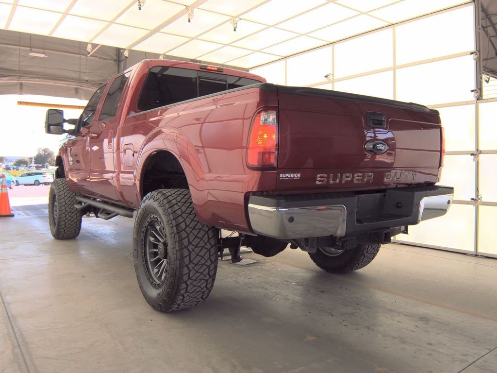 2016 Ford F-250 Lariat photo 3