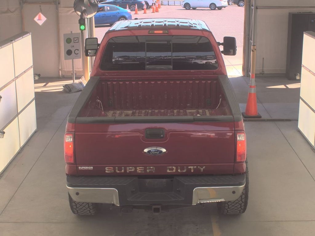 2016 Ford F-250 Lariat photo 4