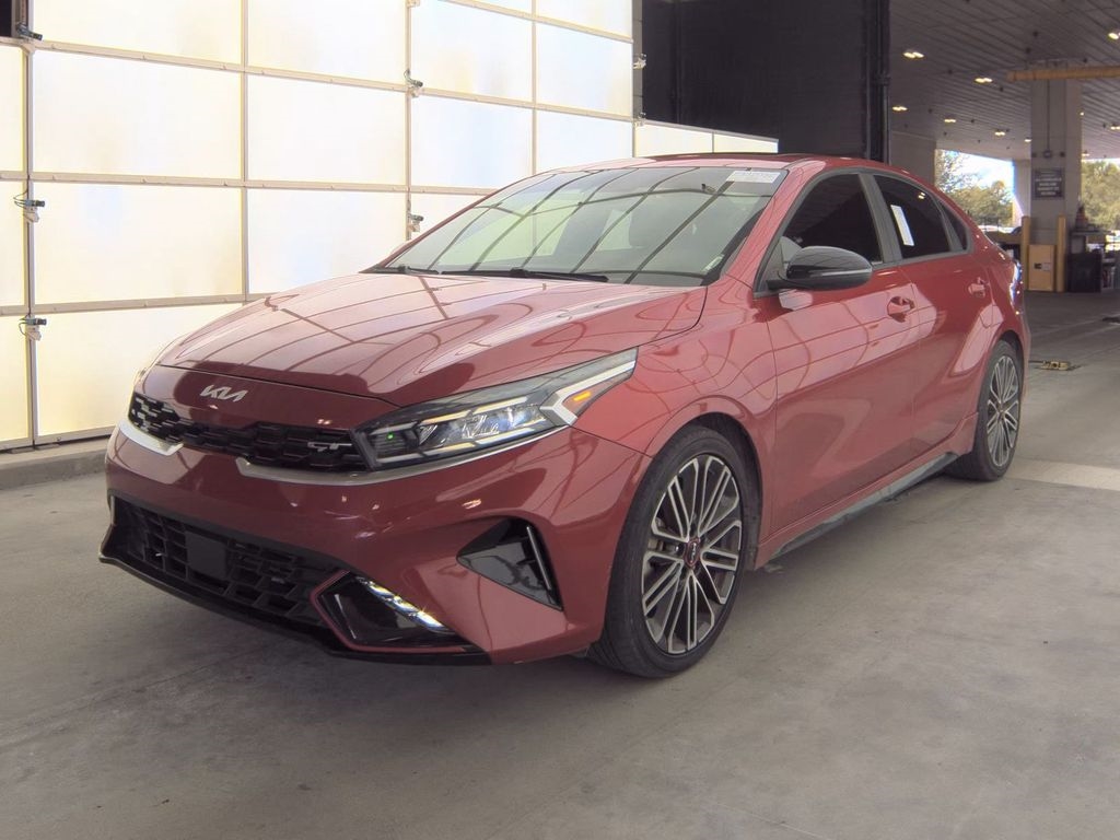 2023 Kia Forte GT photo 4