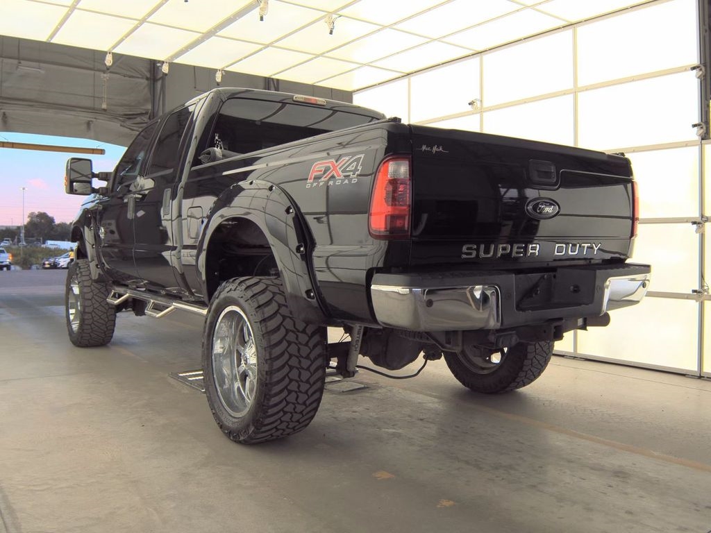 2016 Ford F-250 XLT photo 3
