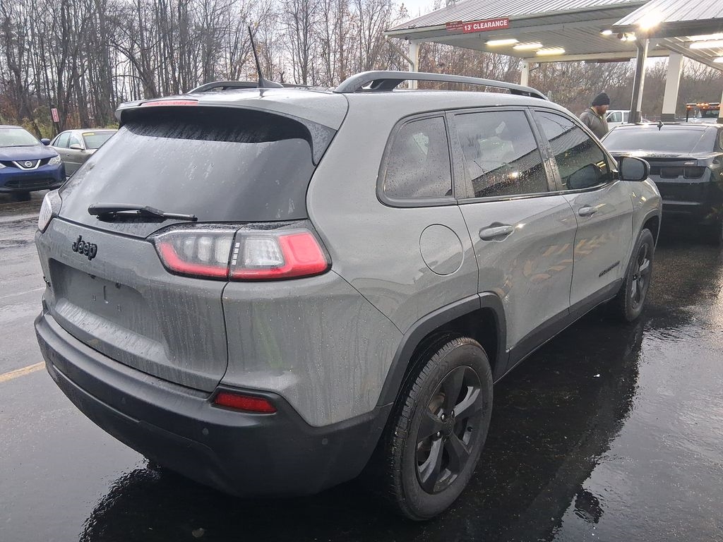 2023 Jeep Cherokee Altitude photo 3