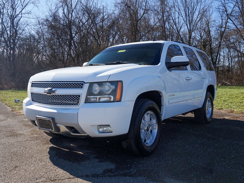 Chevrolet Tahoe  2011