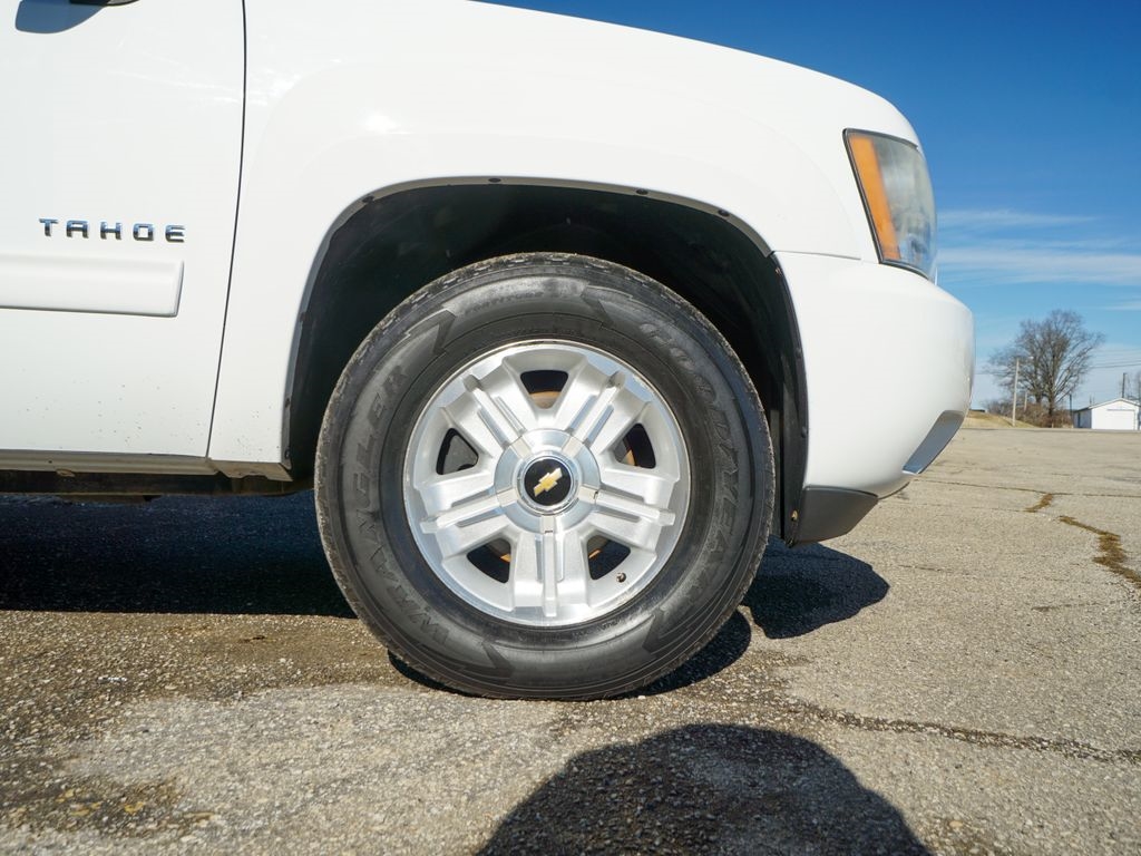 Chevrolet Tahoe  2011