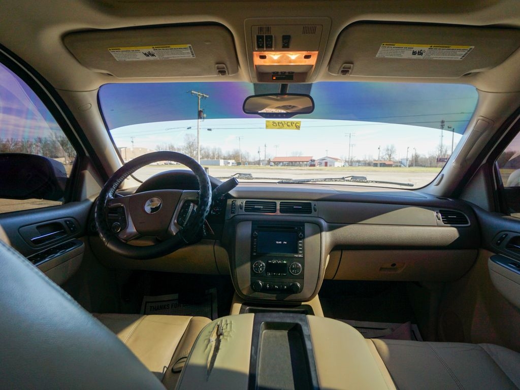 Chevrolet Tahoe  2011