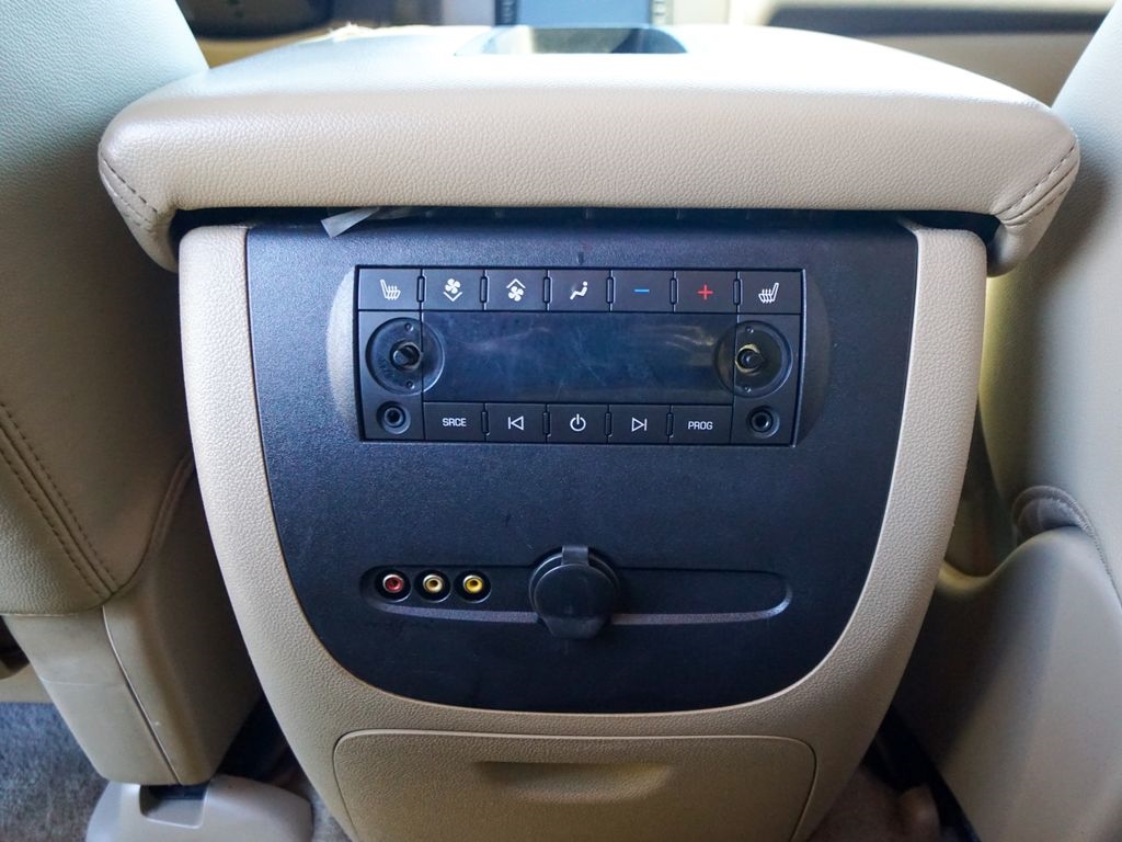 Chevrolet Tahoe  2011