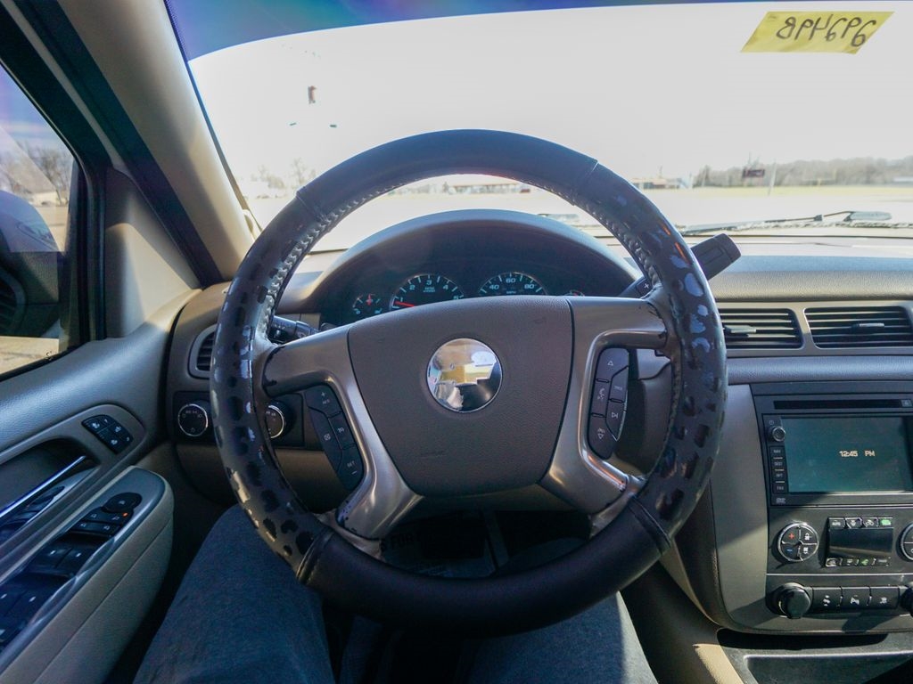 Chevrolet Tahoe  2011