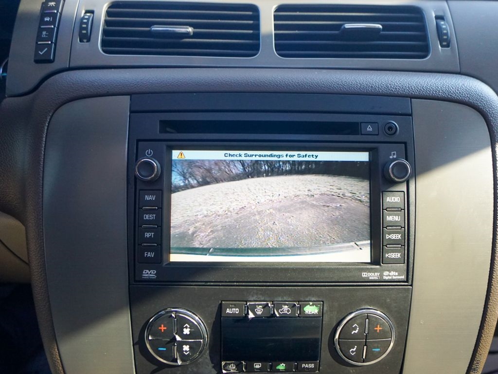 Chevrolet Tahoe  2011