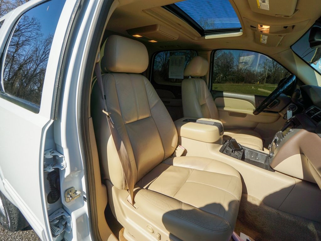 Chevrolet Tahoe  2011