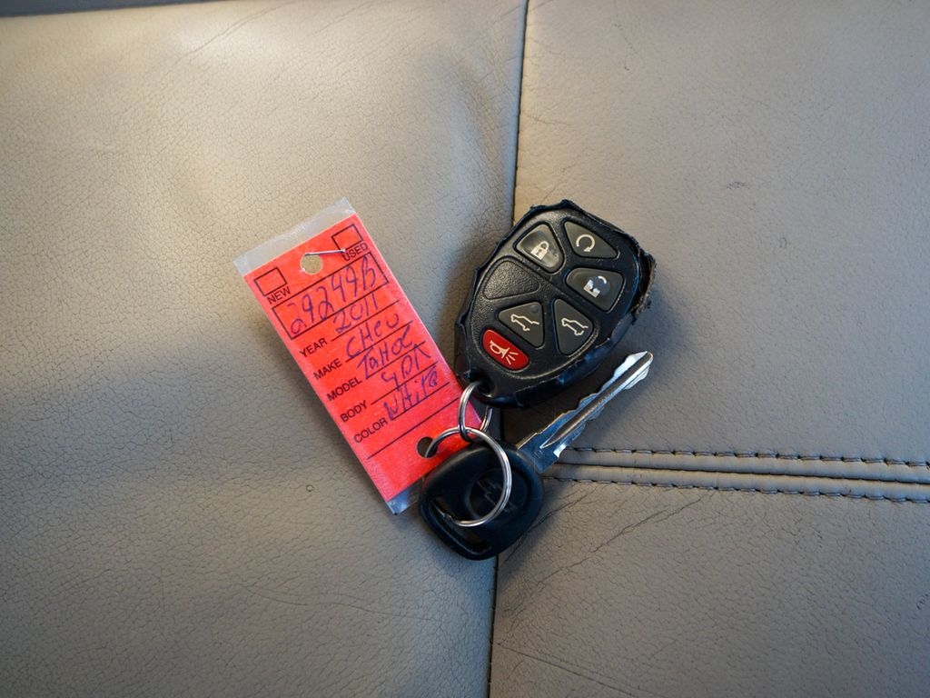 Chevrolet Tahoe  2011