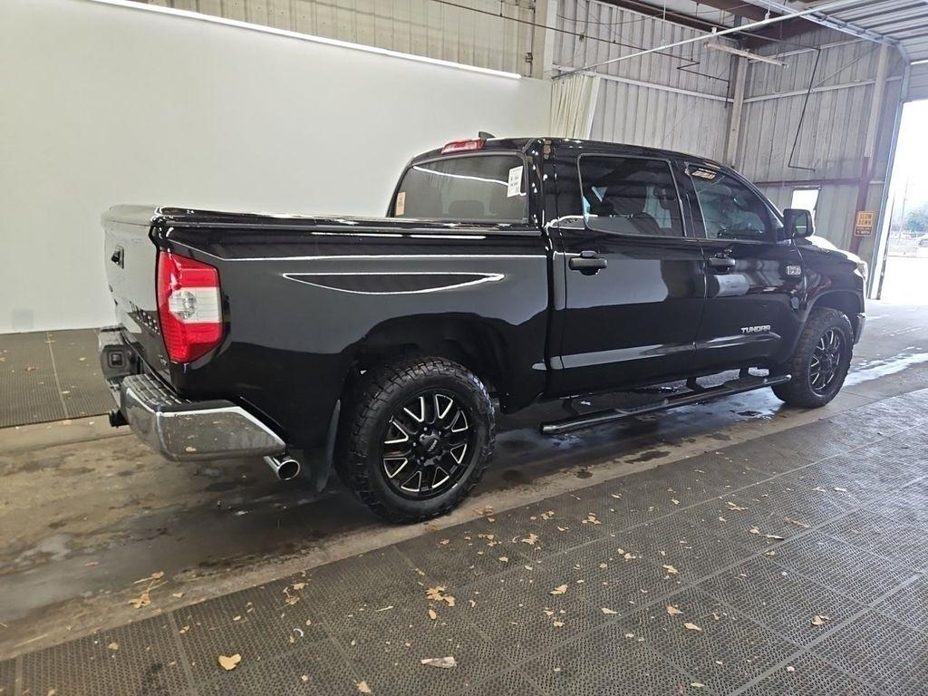 Toyota Tundra  2020