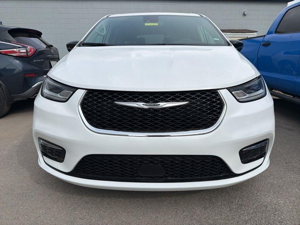 Chrysler Pacifica  2024