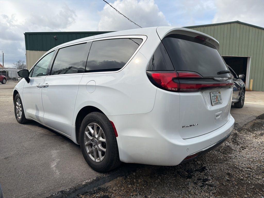 Chrysler Pacifica  2024