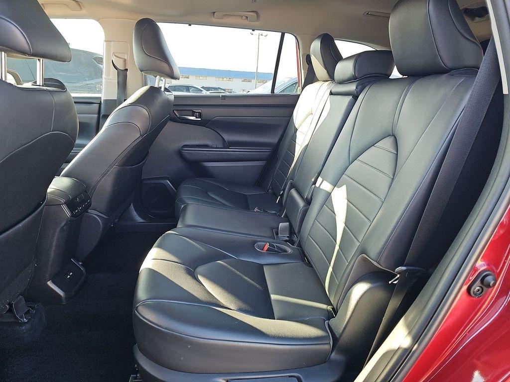 Toyota Highlander  2020