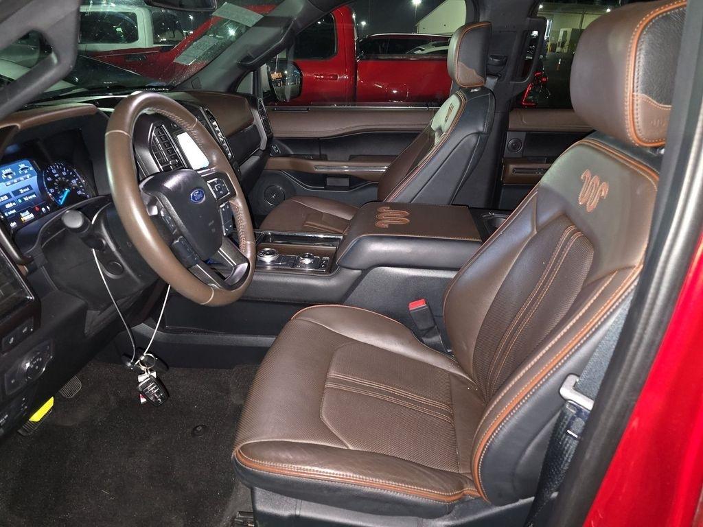 Ford Expedition  2021