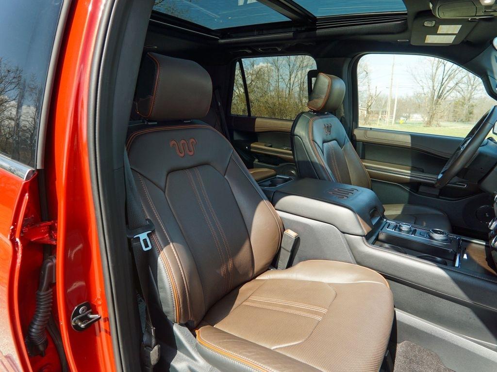 Ford Expedition  2021