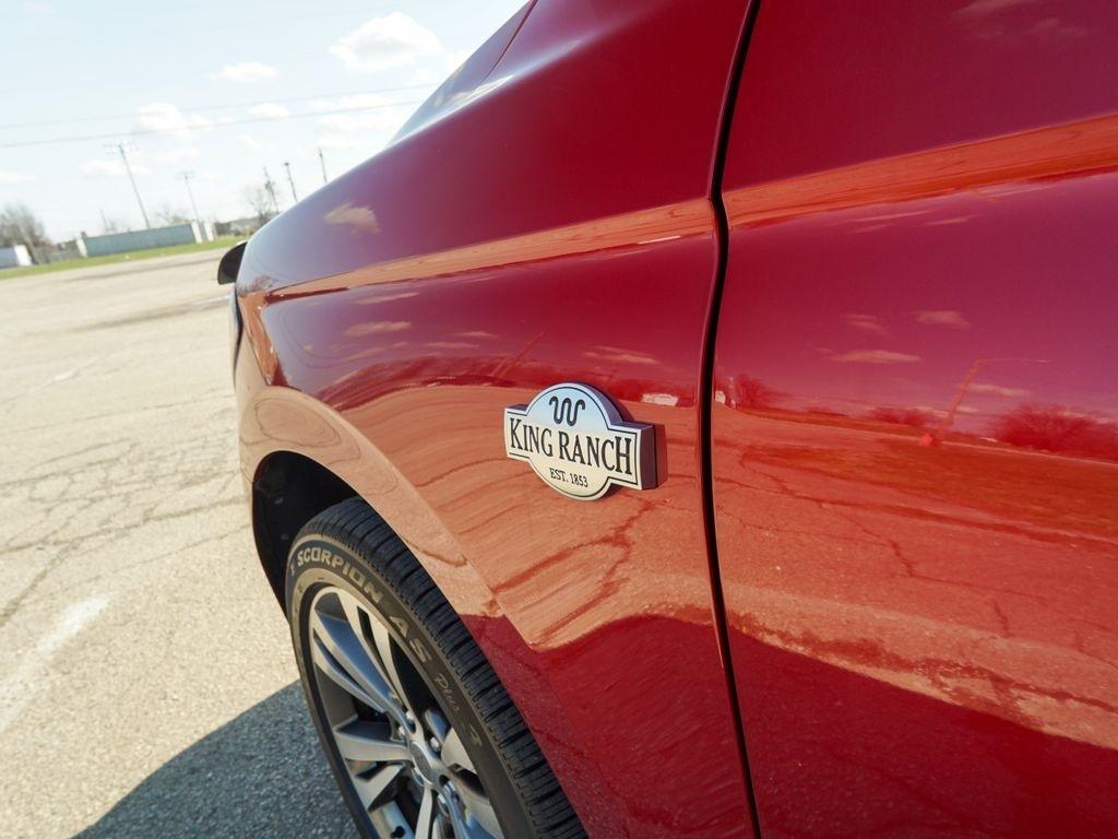 Ford Expedition  2021