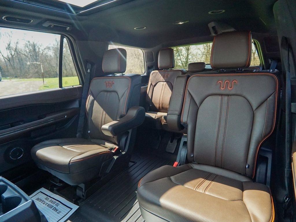 Ford Expedition  2021