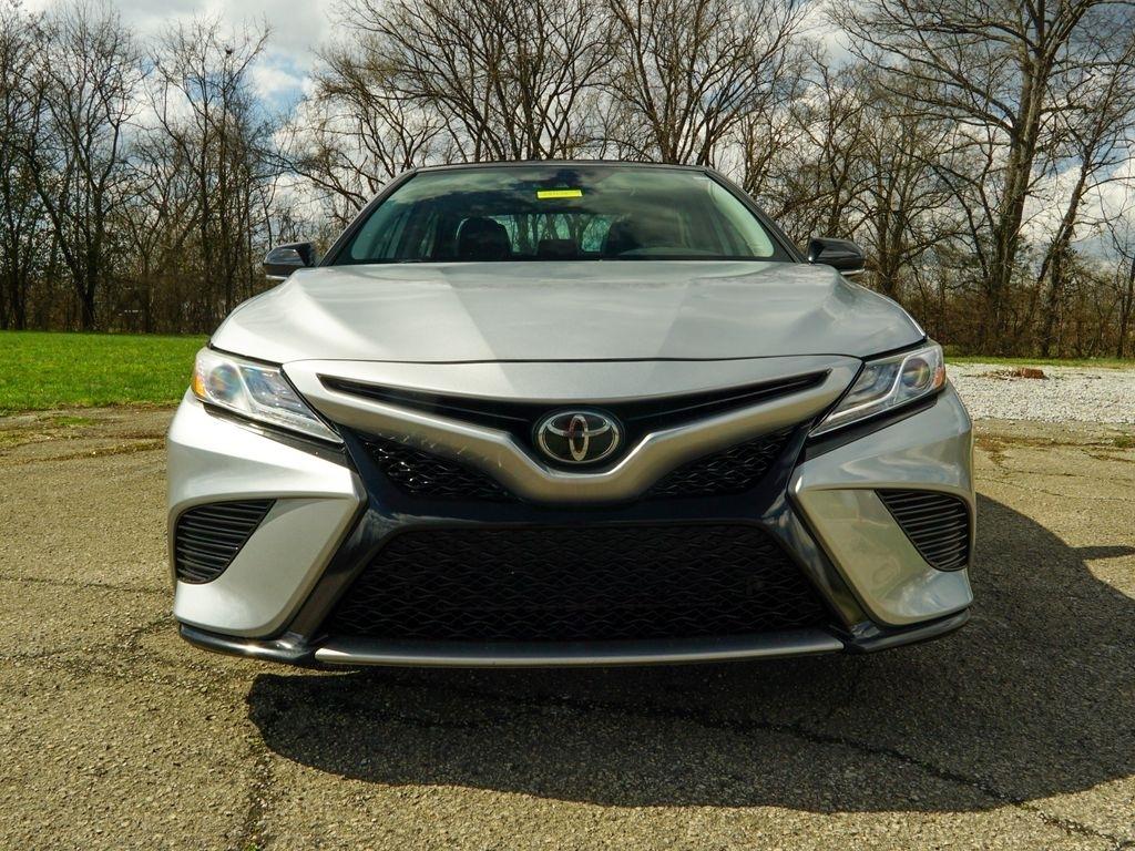 Toyota Camry  2020