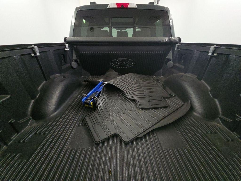 Ford F-150 Lariat 2021