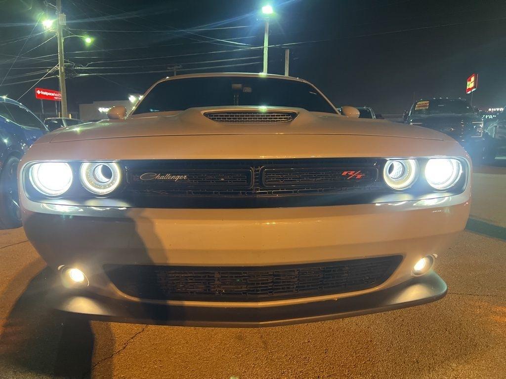 Dodge Challenger  2022