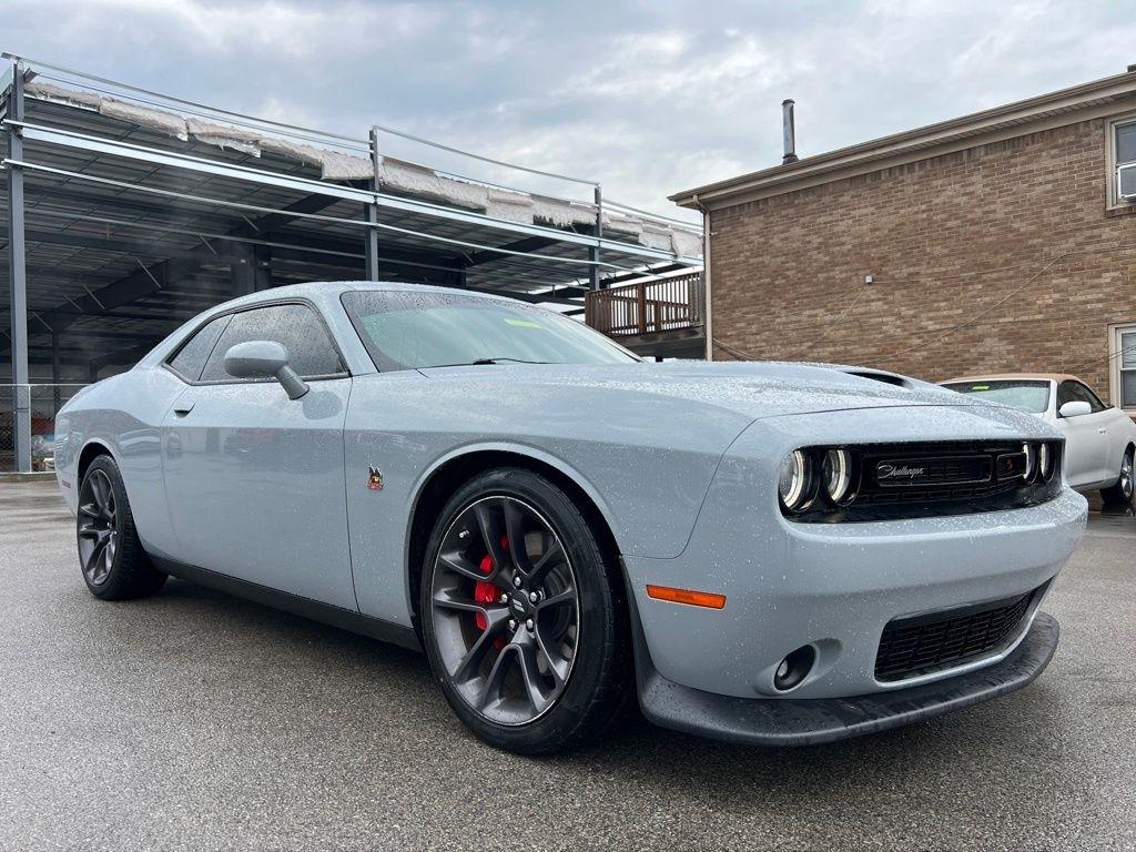 Dodge Challenger  2022