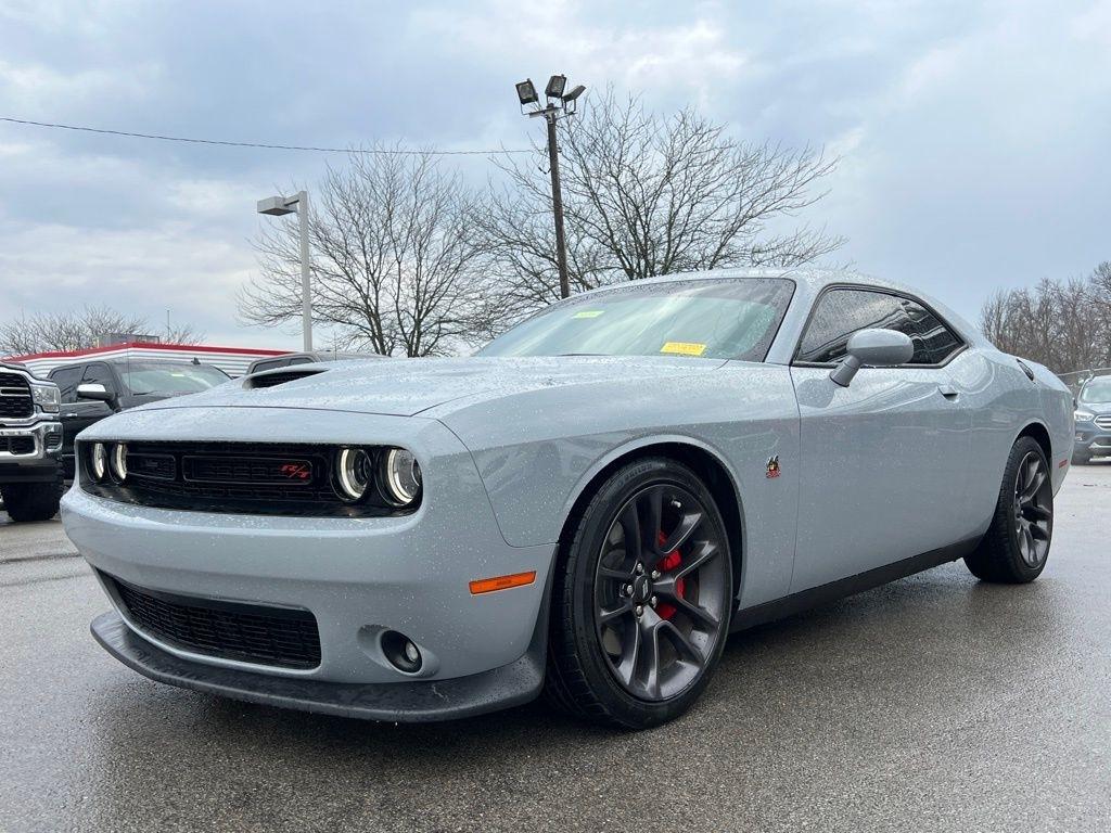 Dodge Challenger  2022