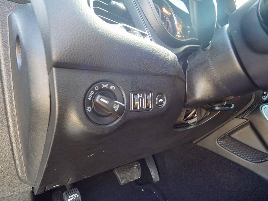 Dodge Challenger  2022