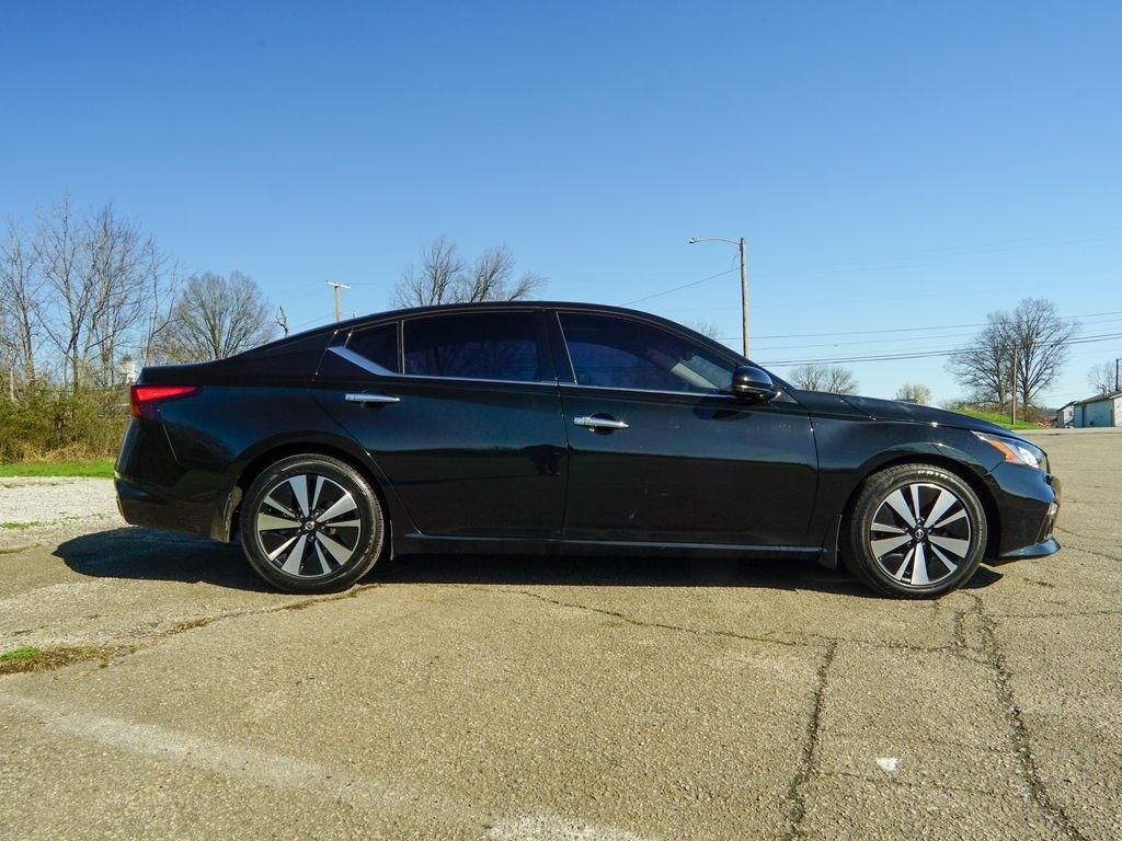 Nissan Altima  2019