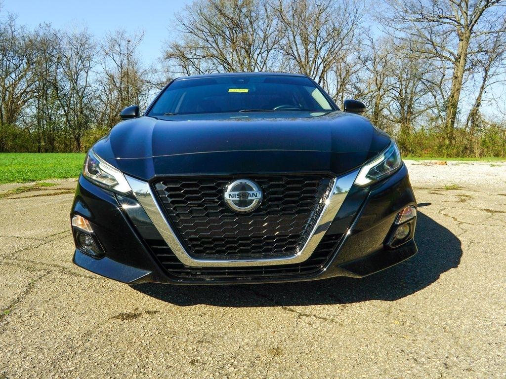 Nissan Altima  2019